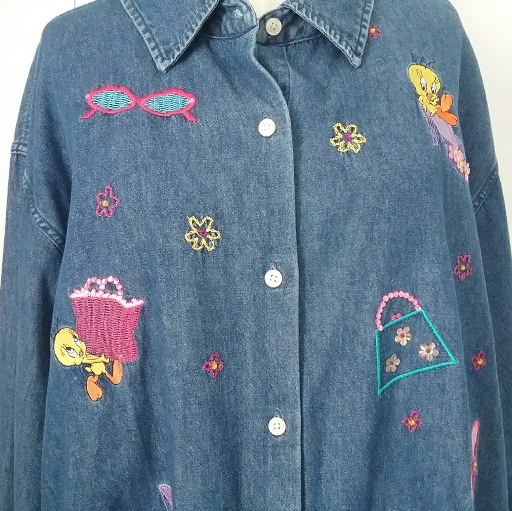 Warner Brothers Looney Tunes Tweety Bird Shirt - Picture 2 of 7